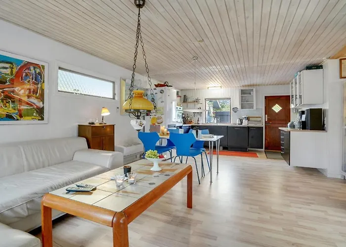 3 Bedroom Pet Friendly In Holiday home